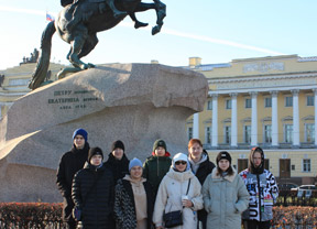 Экскурсионная поездка в Санкт-Петербург